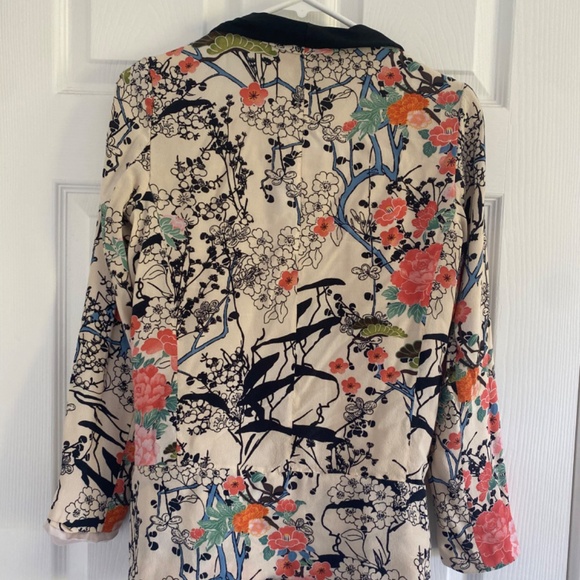 Zara Blazer - Picture 3 of 3